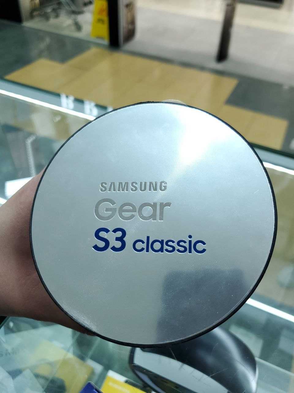 Смарт-годинник Samsung Gear S3