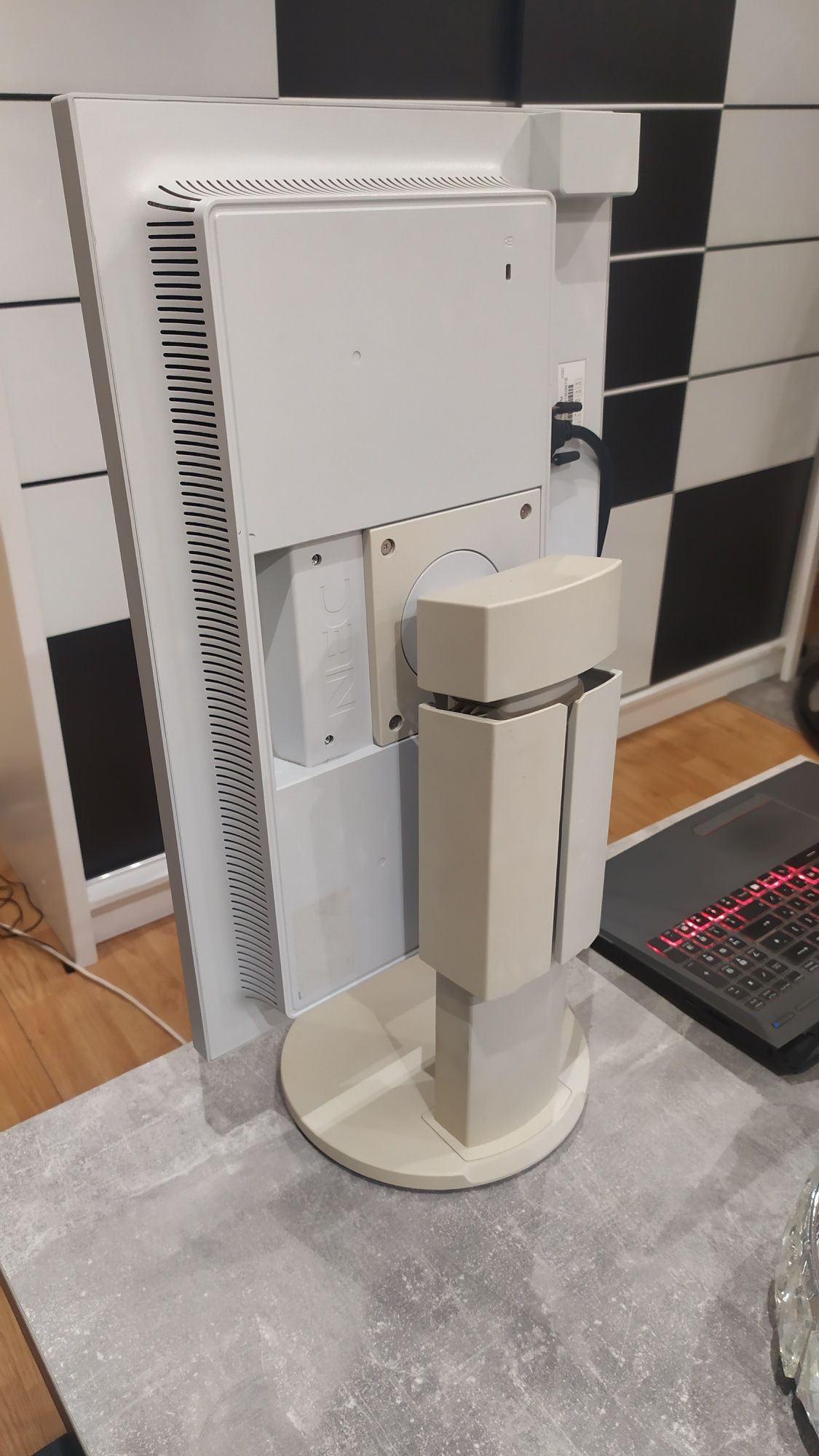 Monitor komputerowy NEC EA223WM