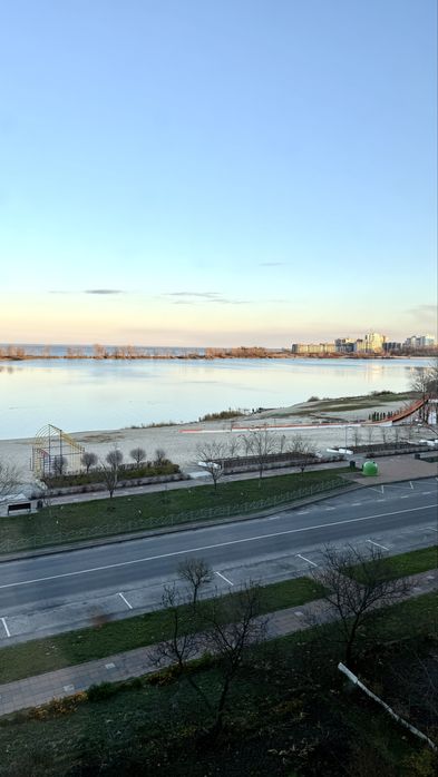 3-кімнатна квартира з видом на Дніпро, який закохує з першого погляду