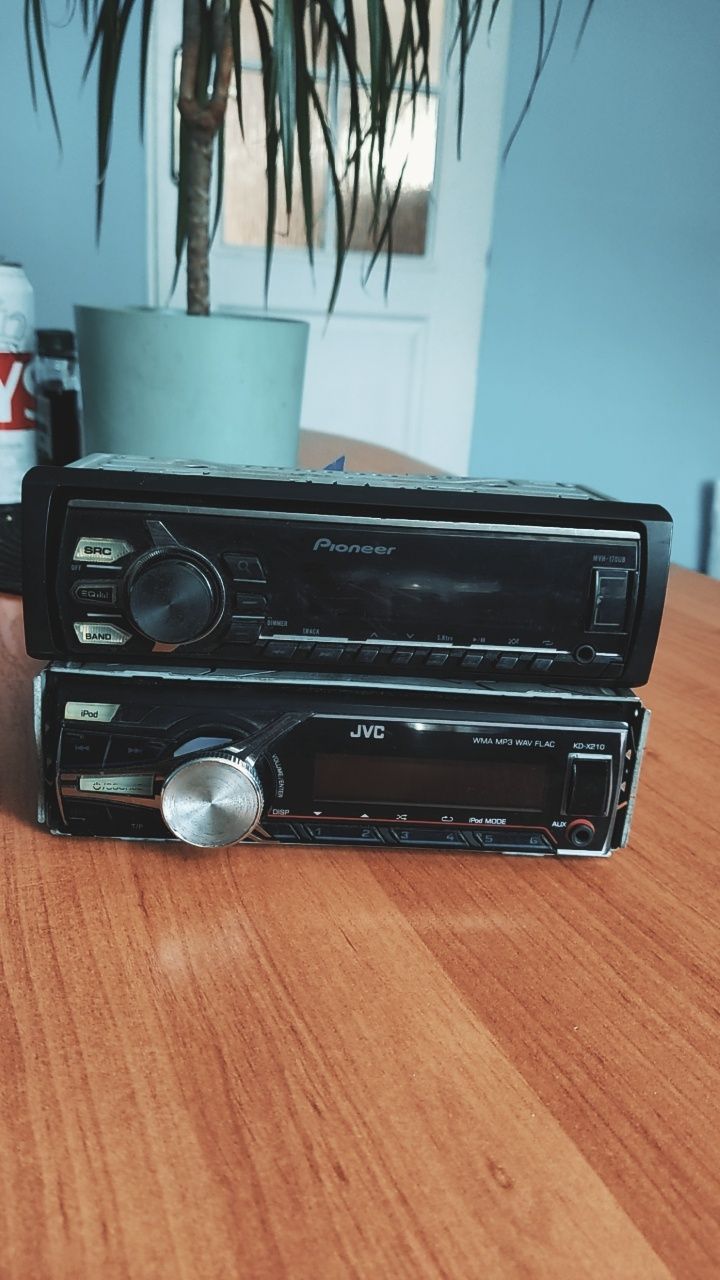 Radio PIONNER/JVC AUX USB w dobrym stanie