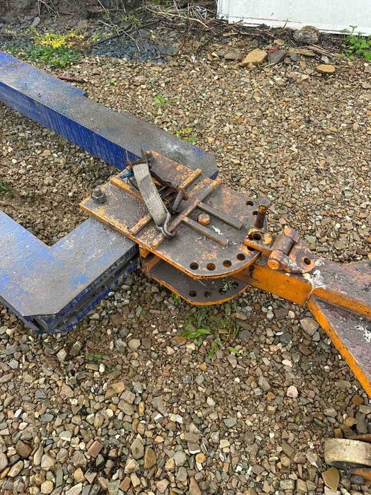 Rama blacharska do prostowania karoserii