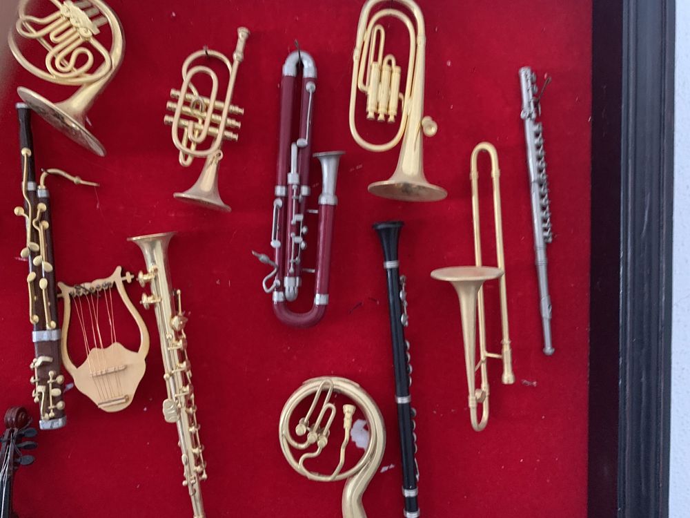 Coleção instrumentos musicais miniatura