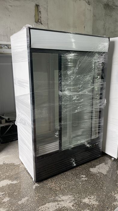 Продам холодильне обладнаня холодильник холодильна шафа