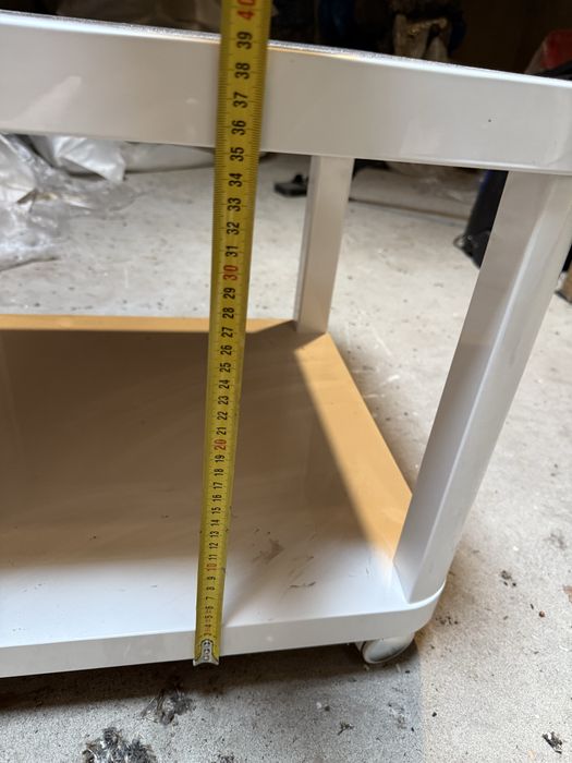 Stolik na kółkach ikea