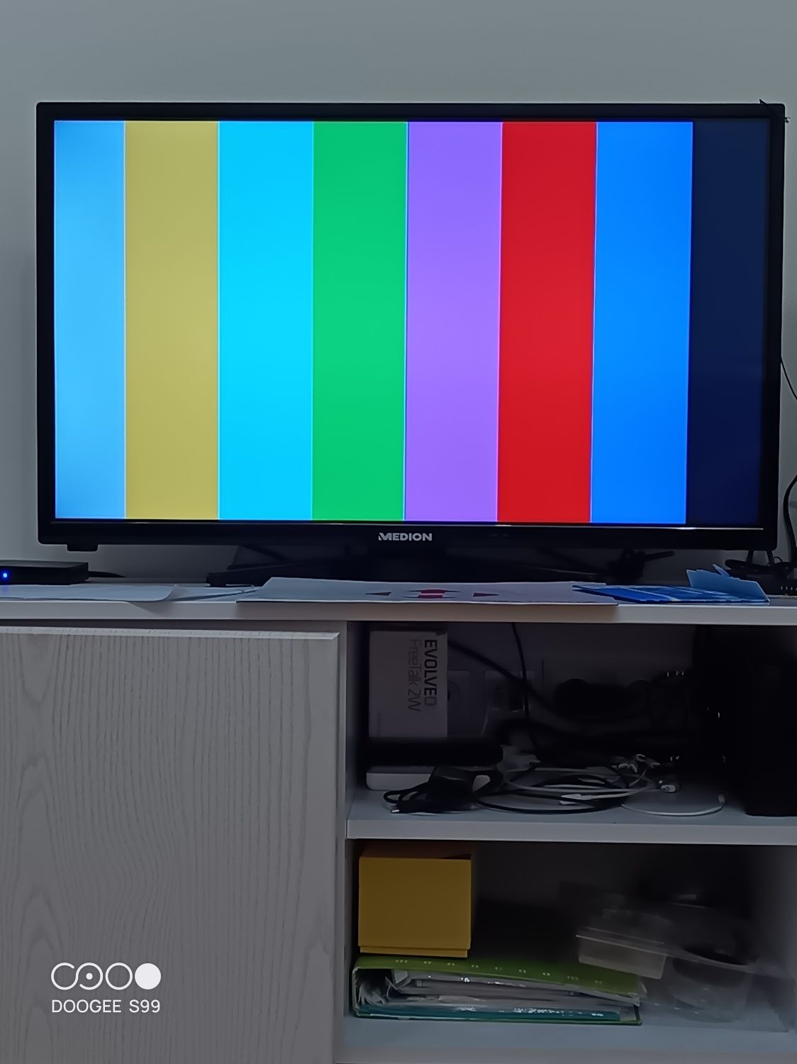 Телевізор 32" MEDION ( Germany)