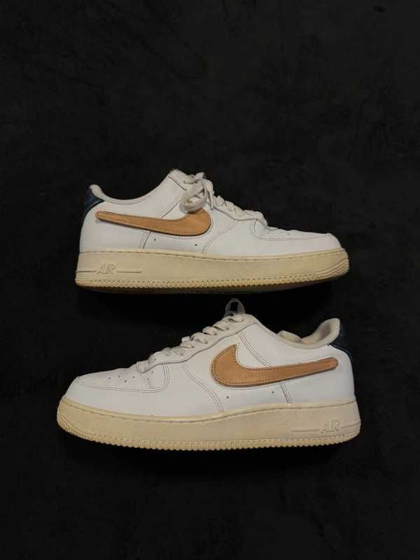 Nike Air Force 1 Low Removable Swoosh - Size 42.5