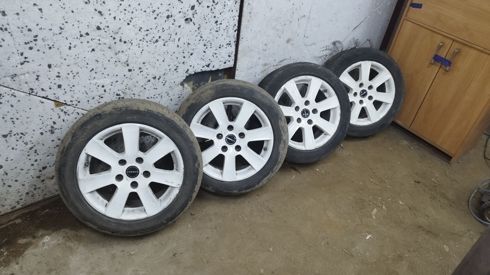 BIAŁE ORYGINALNE koła felgi BMW BORBET 16 x 7,5J ET20 5x120