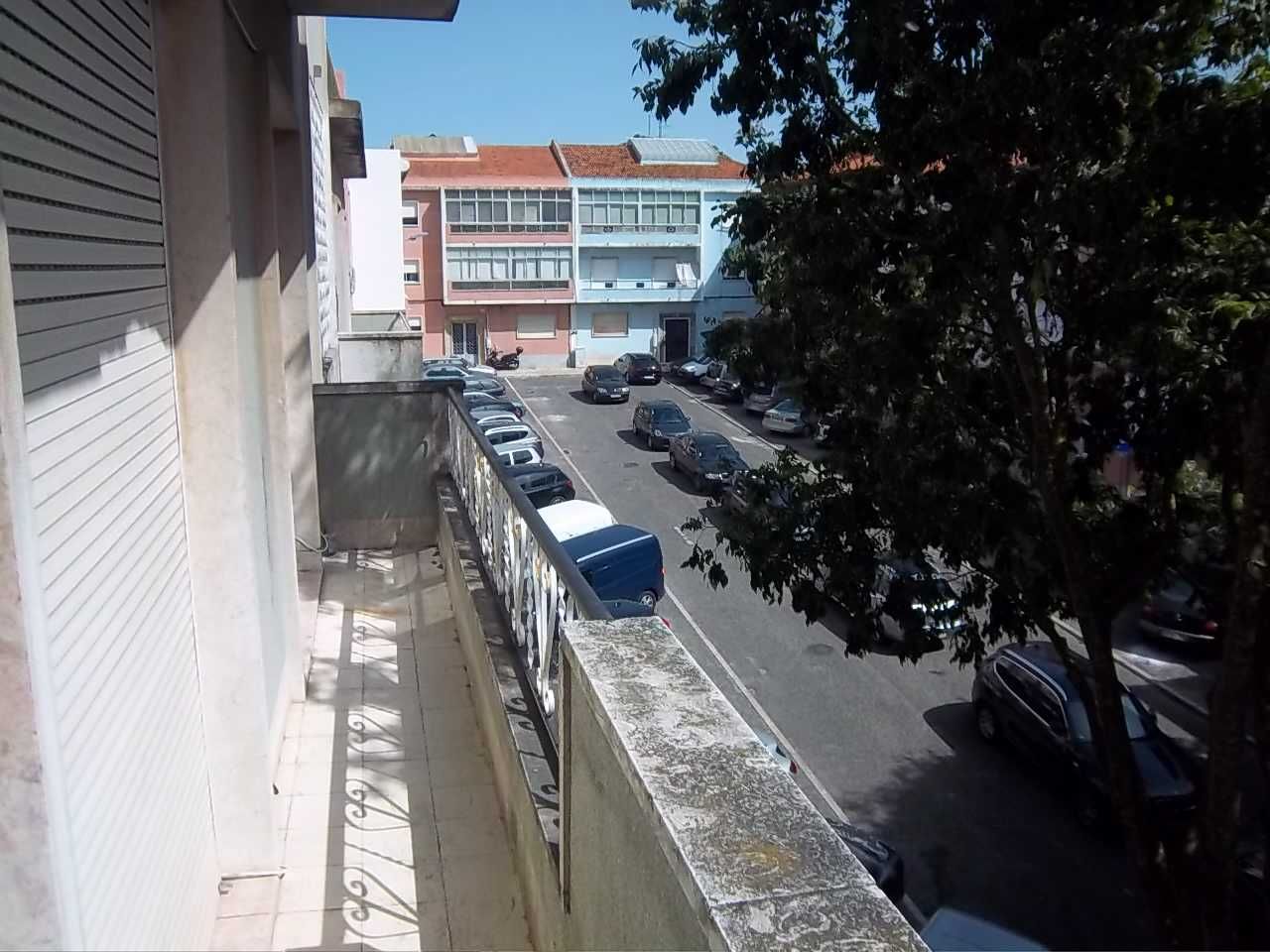T1 MOBILADO E EQUIPADO na DAMAIA com muitos transportes à porta