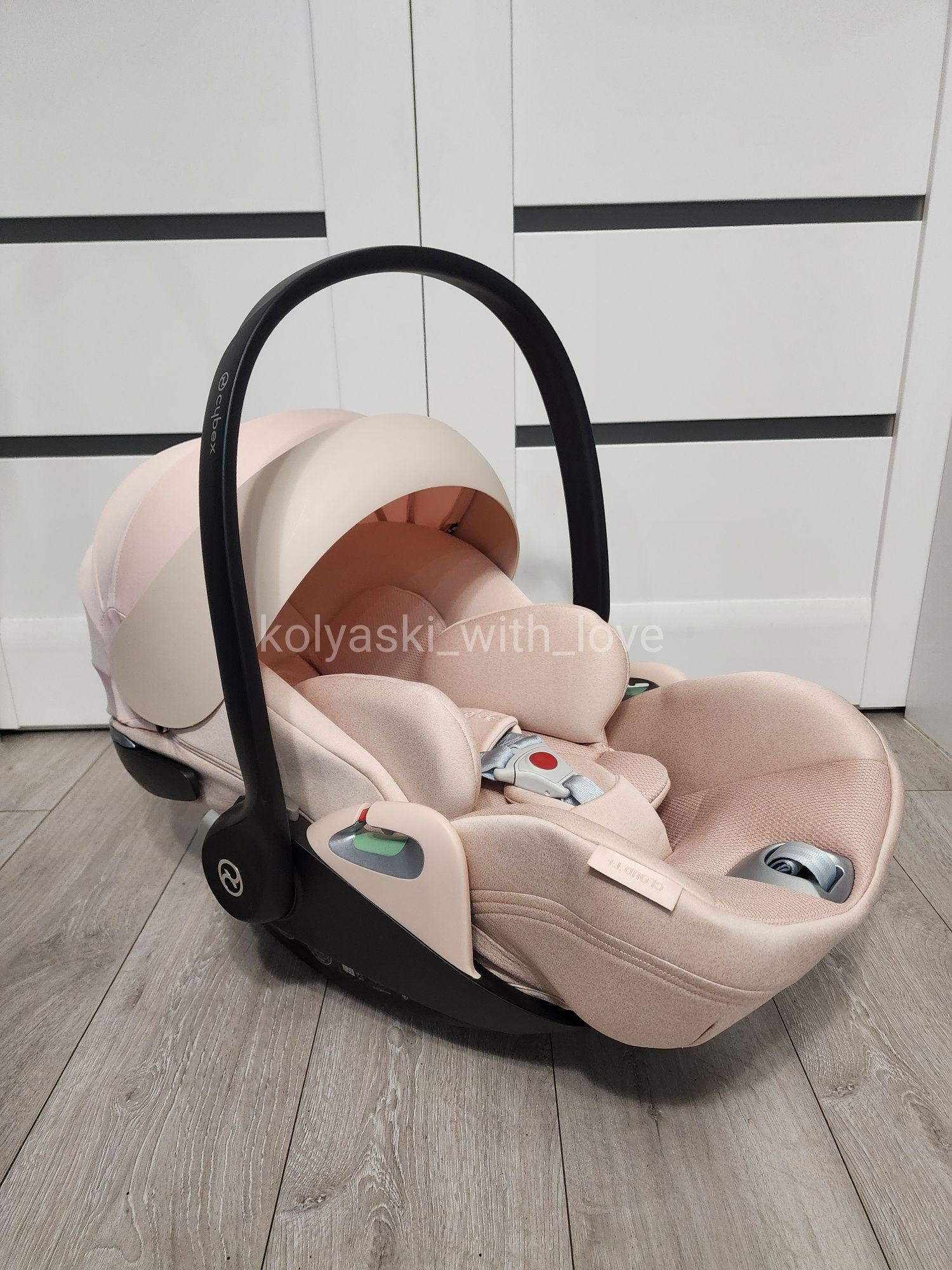 Розкладне автокрісло Cybex Cloud T plus i-size peach pink Сайбекс