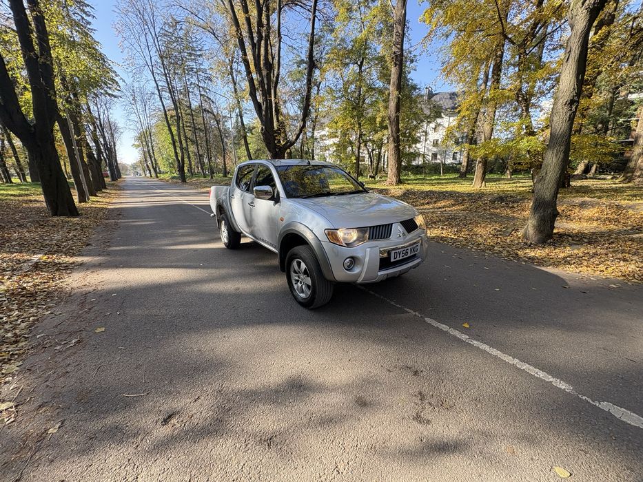 Свіжо пригнана міцюбісі л200