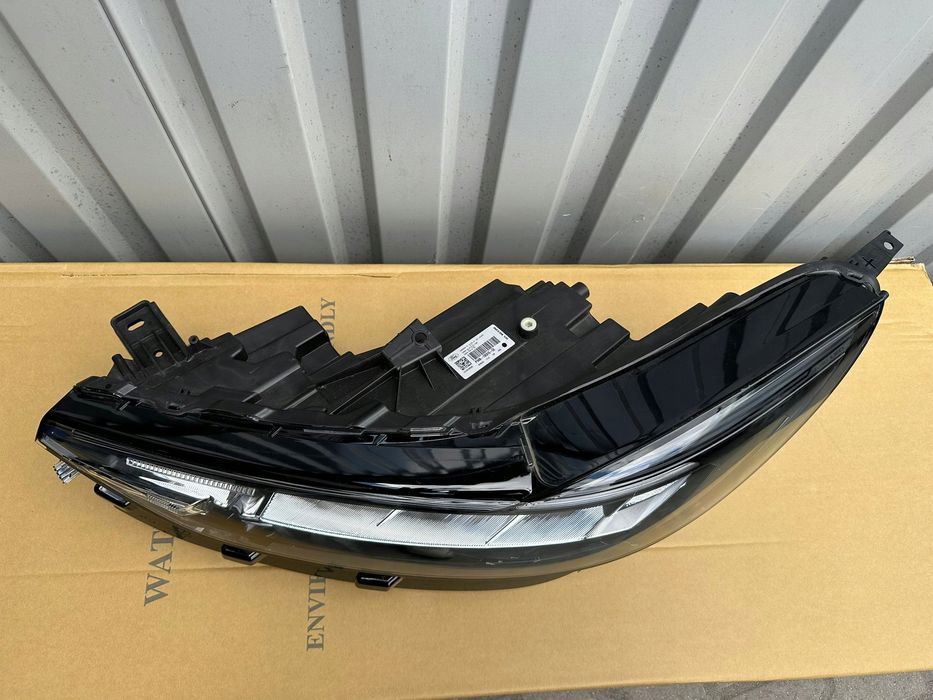lampa przod przednia ford kuga mk3 lift lifting 2024-2025