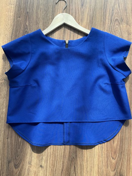 Kobaltowy chabrowy crop top M polska marka