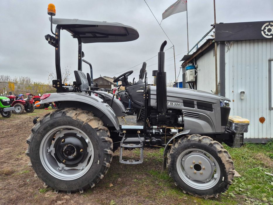 Трактор Скаут 504 СР с крышей 2025 года