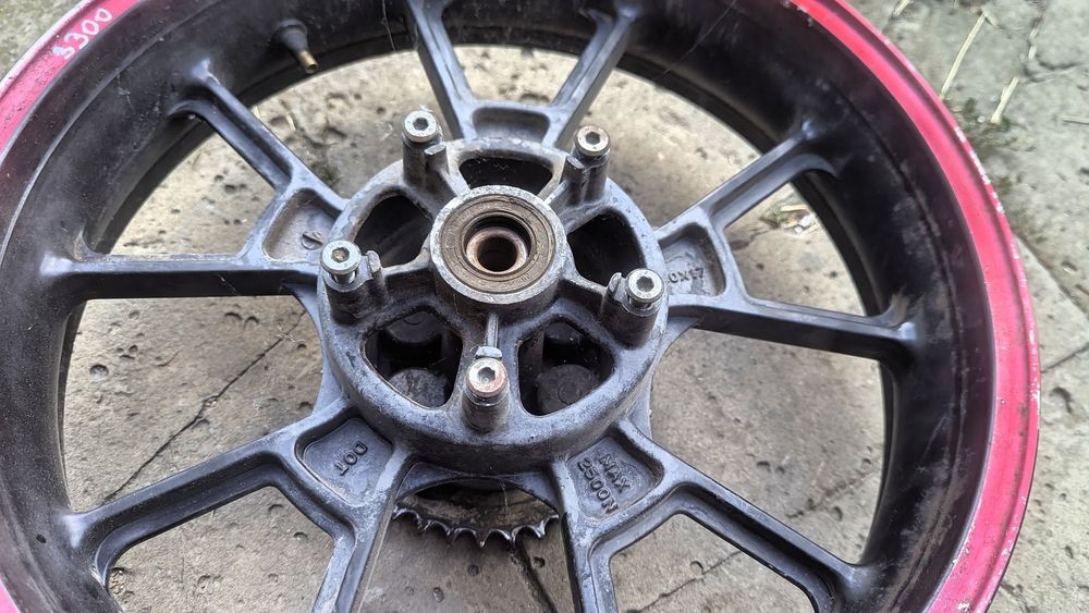 Продам колесо на viper f2