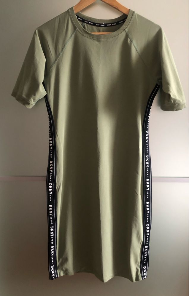 Сукня жіноча DKNY SPORT  M