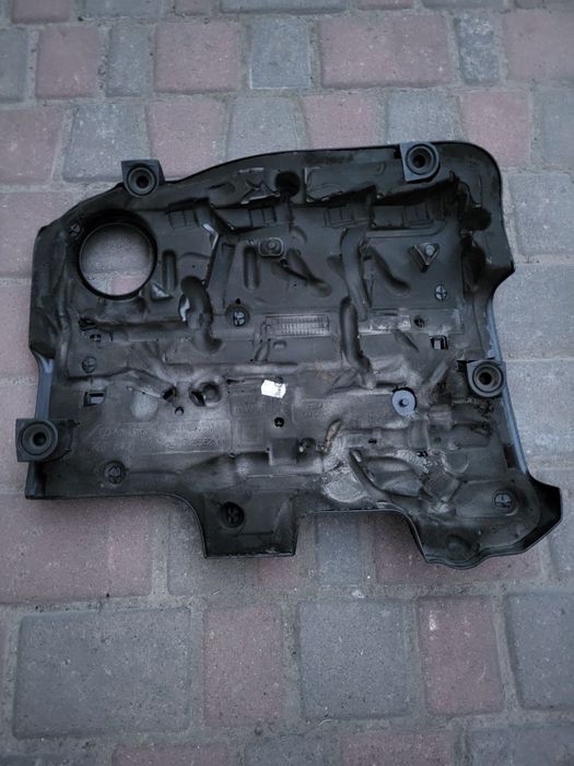 Декоративна кришка двигуна skoda