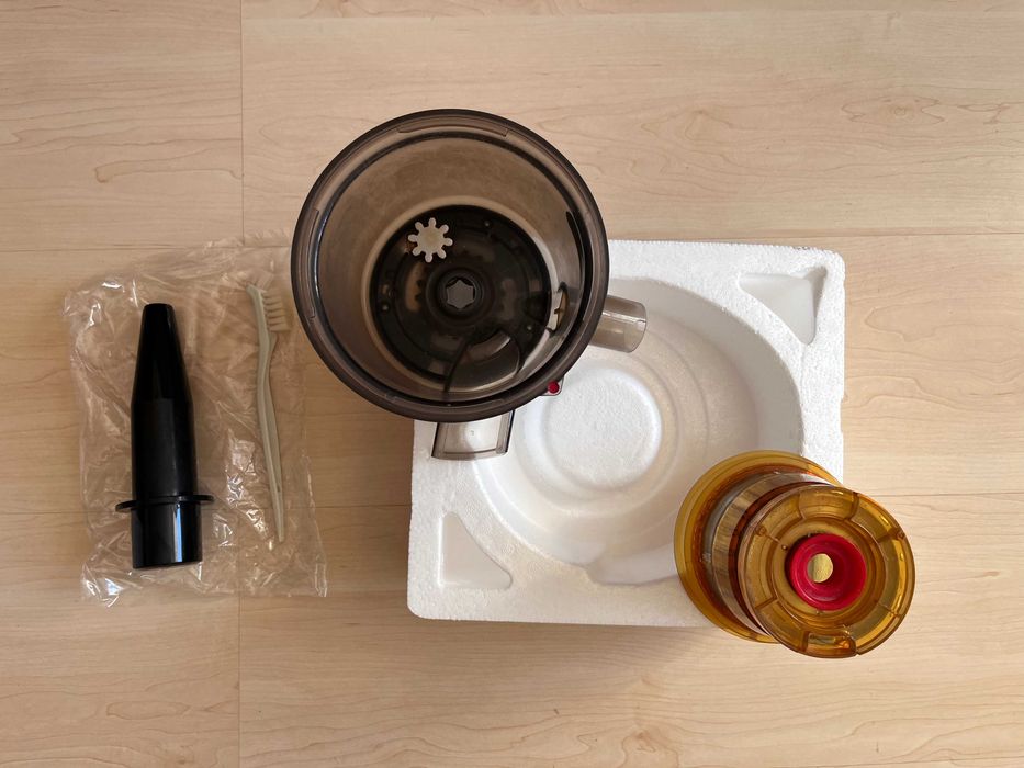 Kuvings evo820 plus wyciskarka wolnoobrotowa soku