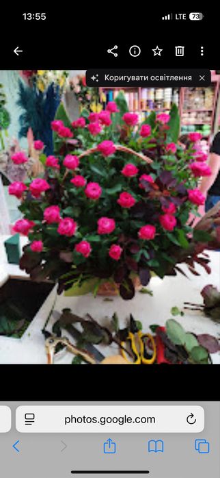 Похоронні корзини з живих квітів