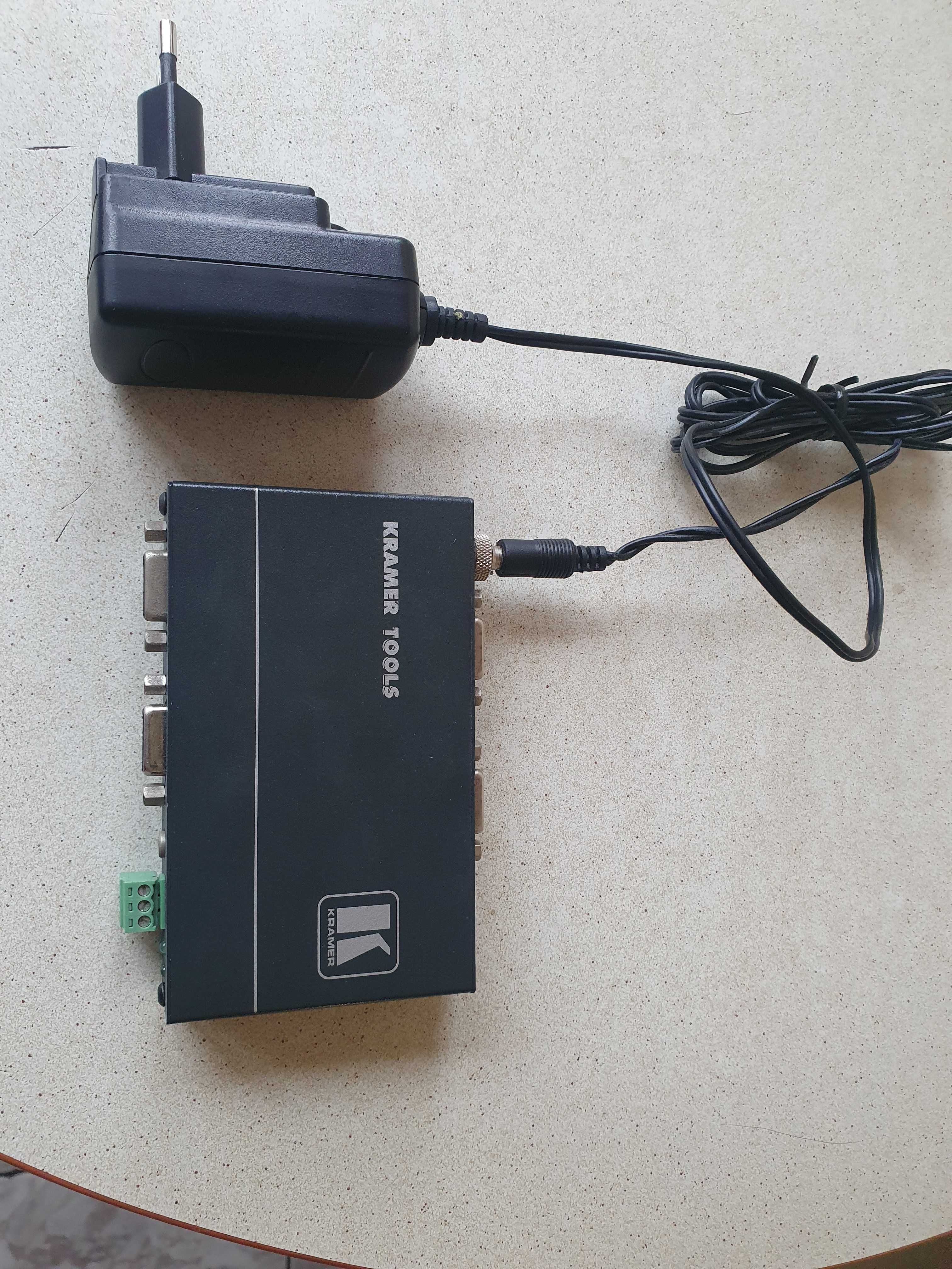 Kramer VP-211K Przełącznik automatyczny VGA 2×1