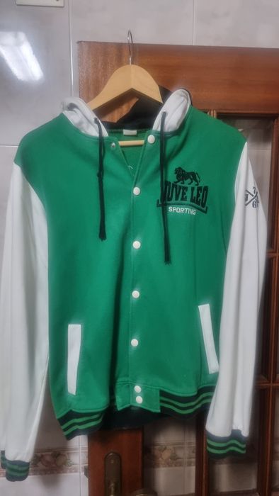 Casaco muito antigo da juventude  leonina  peca de colecao