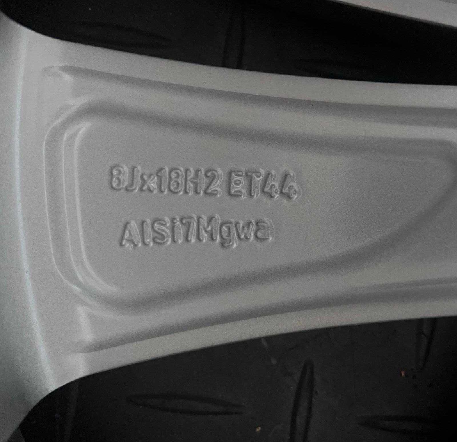 Felga 1 szt Skoda OEM 8.0" x 18" 5x112 ET44 NOWA Grodzisk Maz