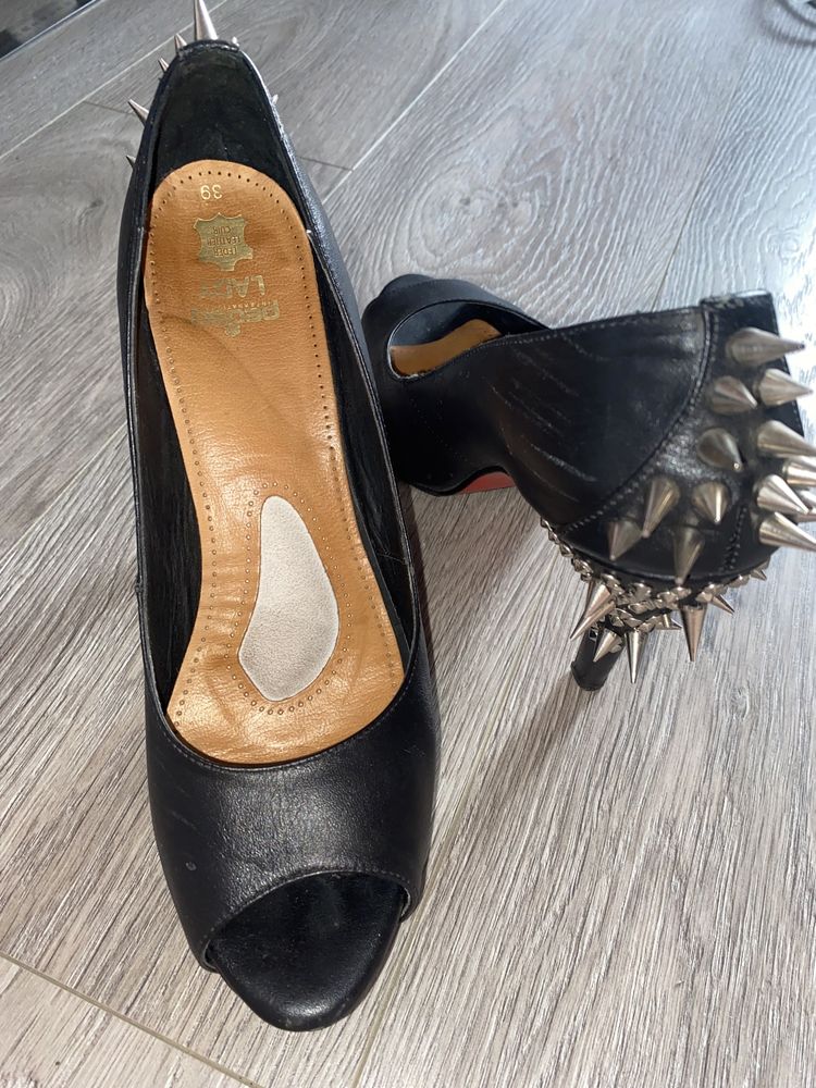Підбори з шипами Каблуки с шипами 39-40