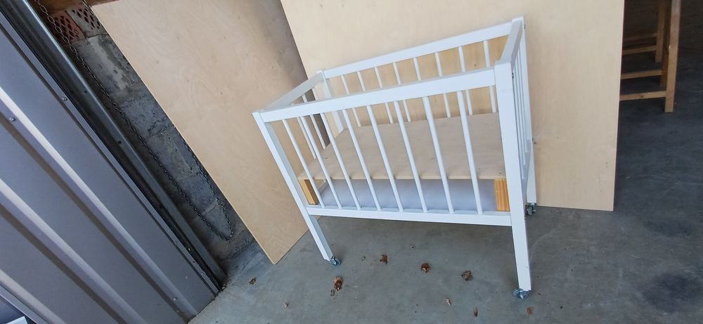 Łóżeczko dziecięce jeżdżące