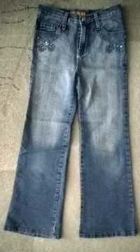 Spodnie jeans rozmiar 146