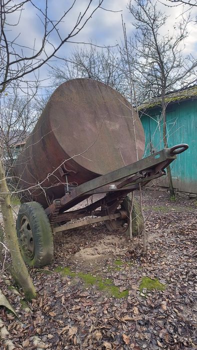 Бочка металева на колесах на 3т і 4т