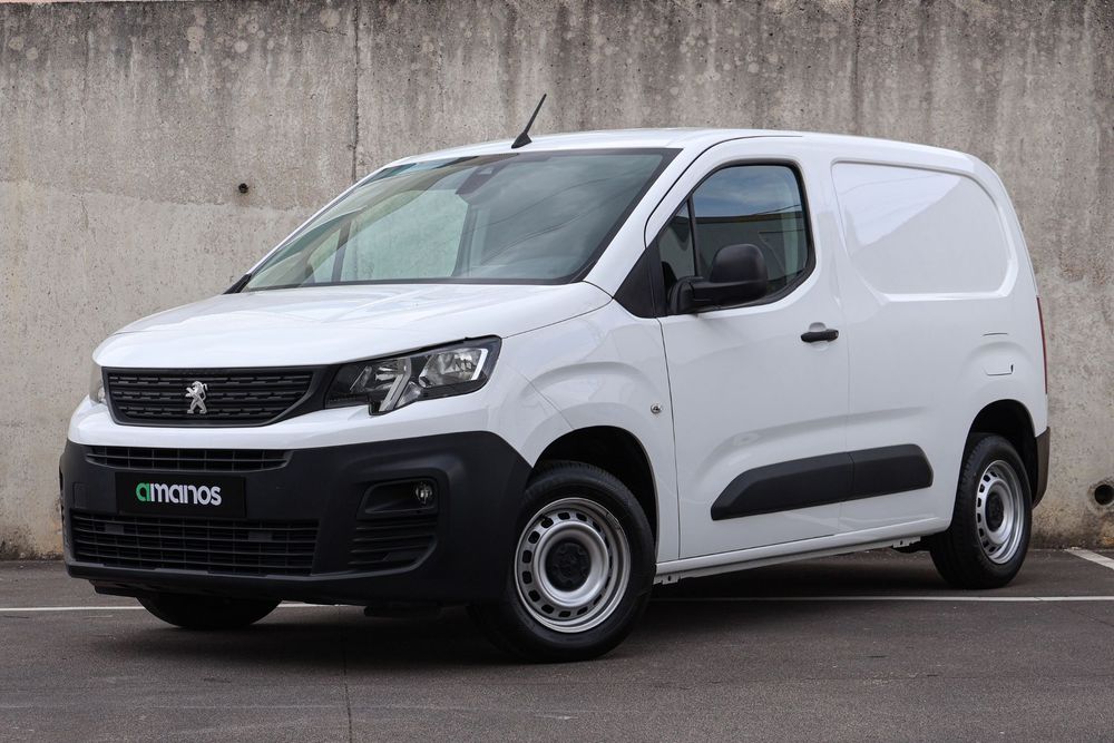 Peugeot Partner 1.5 BlueHDi Premium LONGA (IVA dedutível)