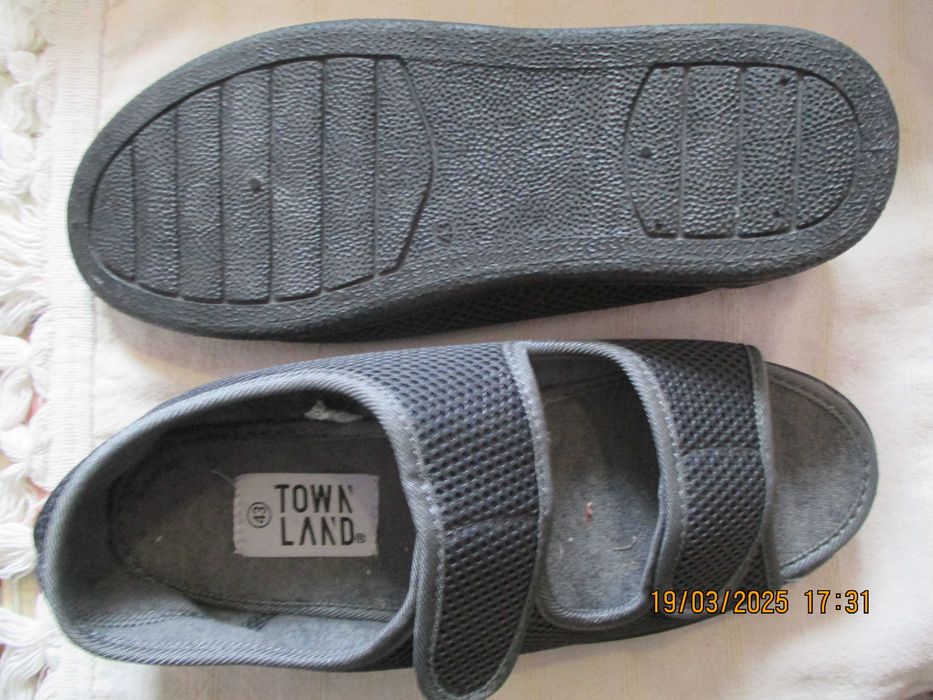 Обувь летняя мужская.