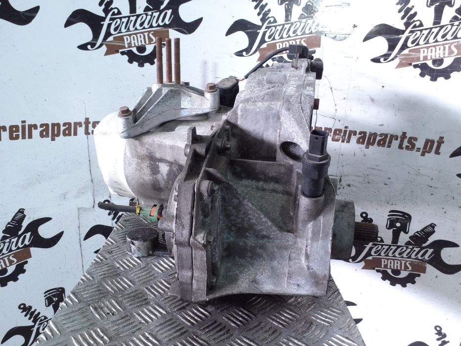 CAIXA DE VELOCIDADES MITSUBISHI CARISMA 1.9 TD REF: JC5225