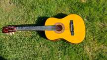 Oddam za darmo gitarę klasyczną
