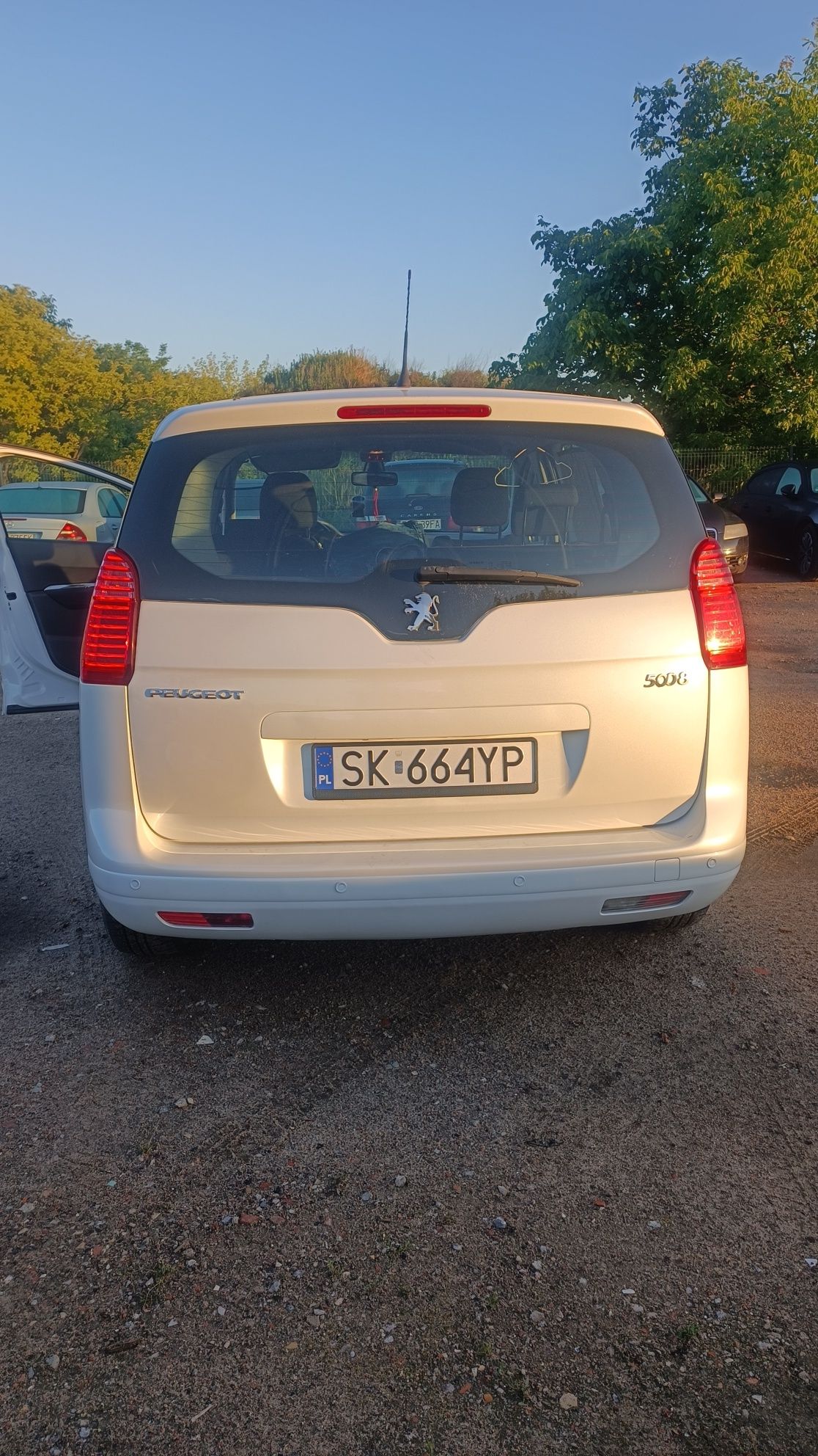 Sprzedam peugeot 5008