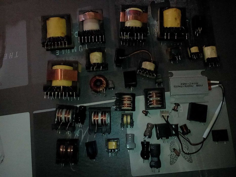 Трансформатори ціна за все, стан робоче.