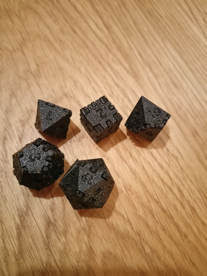 Kostki RPG drukowane 3D - kosmiczna czerń