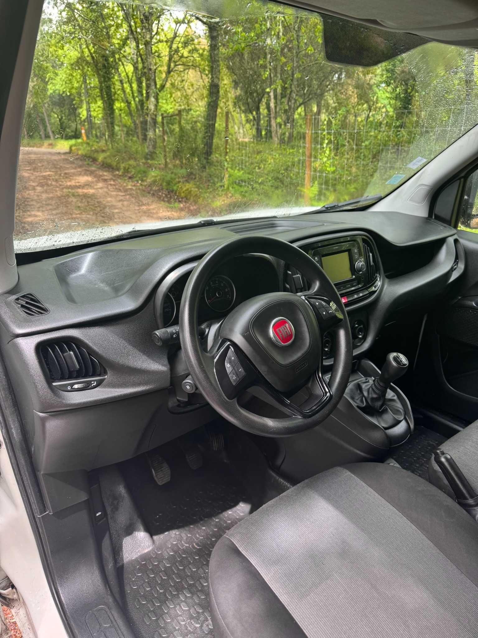 Fiat Doblo 3lugares 2018