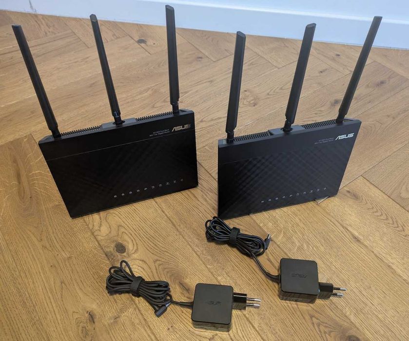 2x Router Asus RT-AC68U