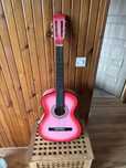 Gitara klasyczna rozowa