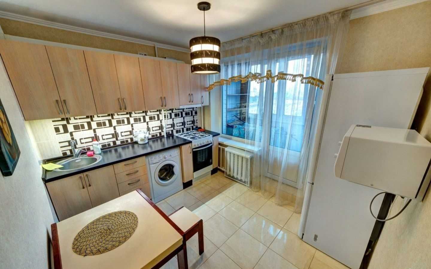 1к квартира Юрія Іллєнка(Мельникова) 49, метро Лук'янівка