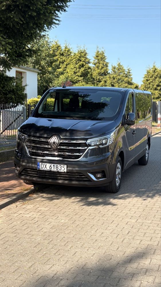 Wynajem busa 9 osobowy wypożyczalnia BusDrive.pl