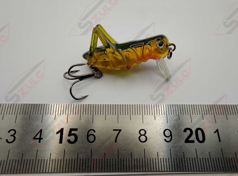 Twarda przynęta konik polny 4cm 3g