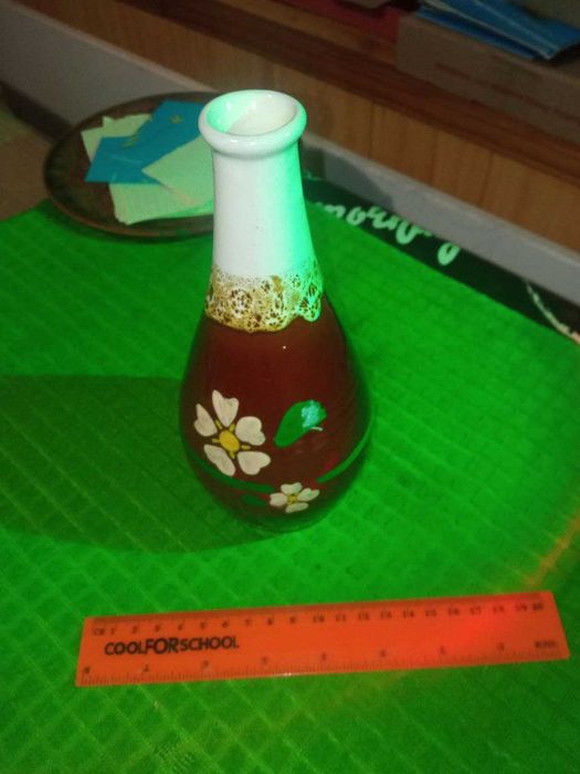 Продам вазочку на квіти  бу .