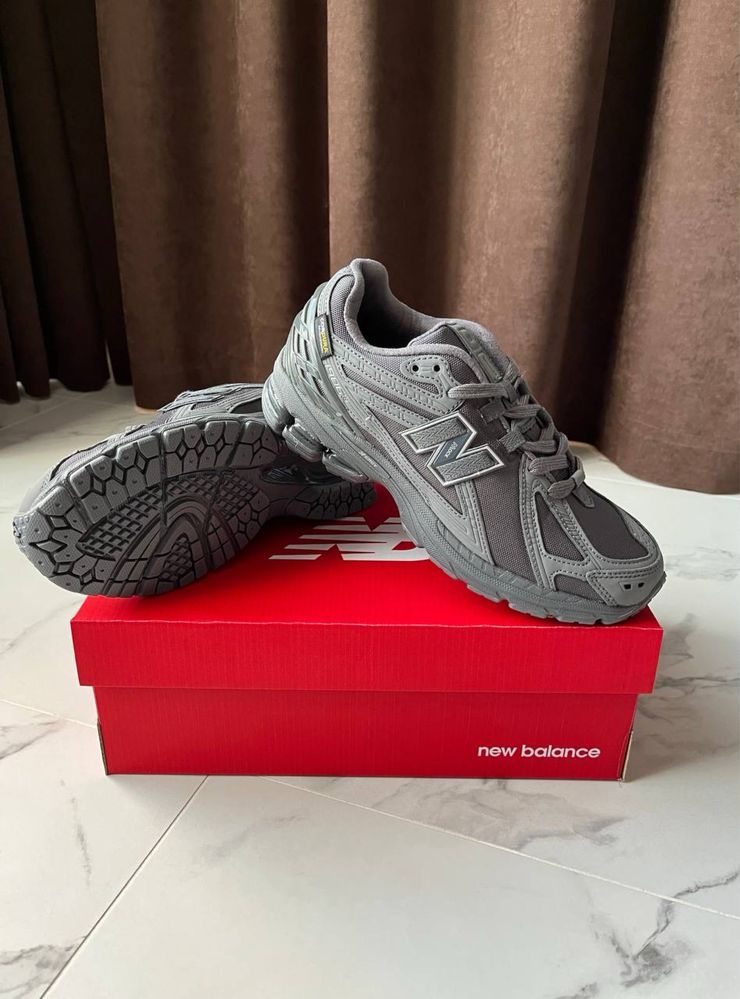 New Balance 1906R Cordura Magnet