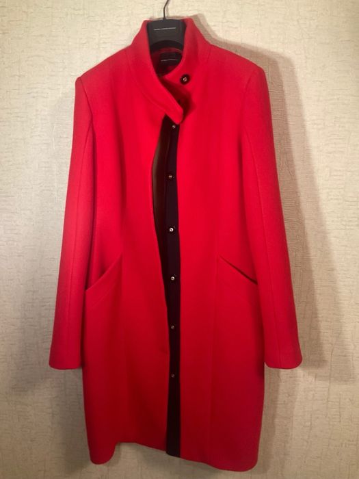 Пальто на осінь Atos Lombardini. Італія 46р.