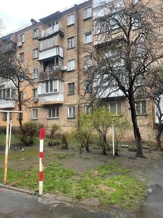 Продажа 3-х комнатной квартиры КПИ ул.Дашавская 27
