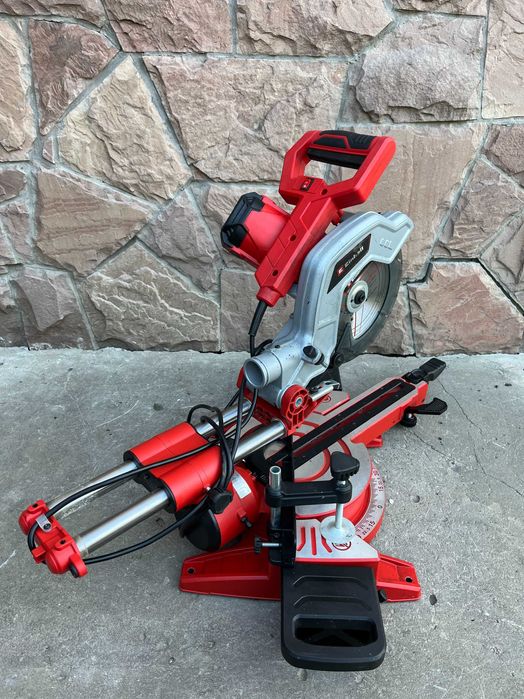 Торцювальна пилка EINHELL TC-SM 216 1600 Вт 216 мм