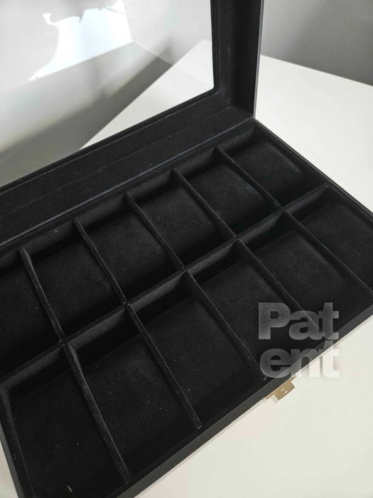 Czarna szkatułka na biżuterię zegarki bransoletki na prezent
