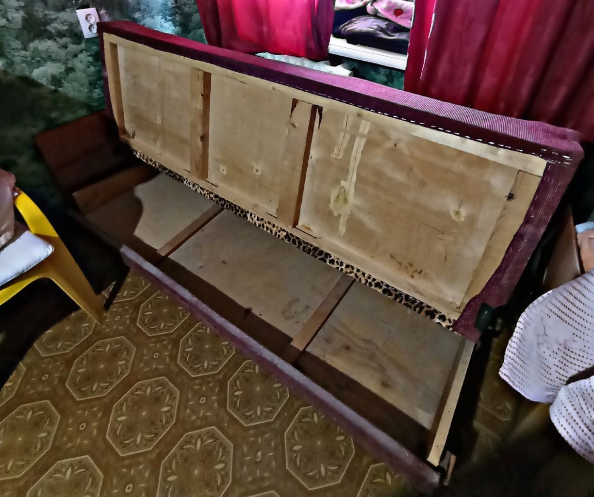 Диван/тафта САМОВЫВОЗ. Срочно Николаев