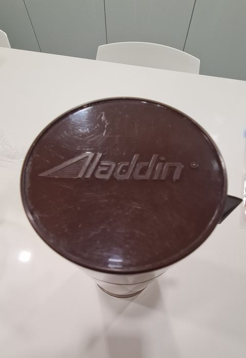 Termo para líquidos.  1 litro de capacidade
